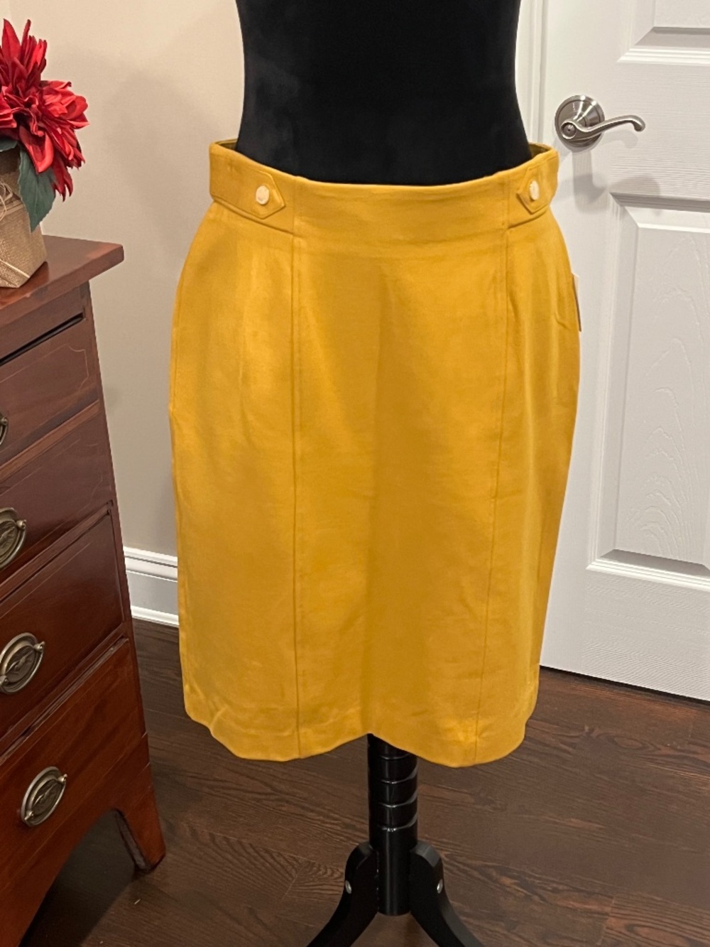 NWT Anne Klein Marigold Yellow Stretch Midi Pencil Skirt 10